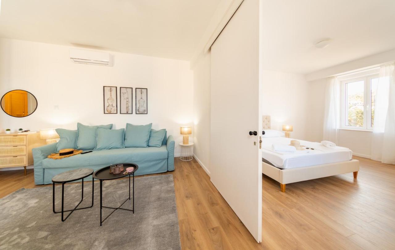 וויס Central Seaside Residence מראה חיצוני תמונה